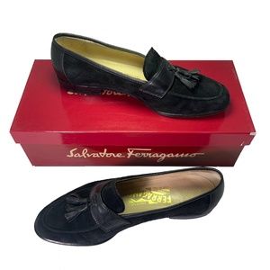 Salvatore Ferragamo Black Loafers with tassel Size 6B